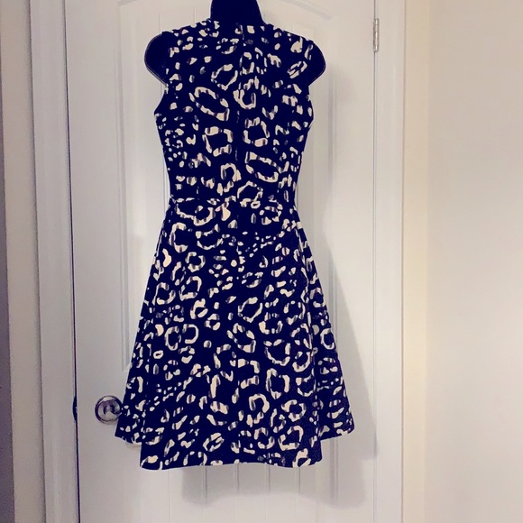 Sleeveless Fit and Flare dress size 6 $15 Dresses if you Buy 2 or more - Picture 5 of 5